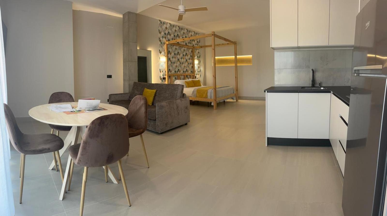 La Lipa Aparthotel Almachar Bagian luar foto