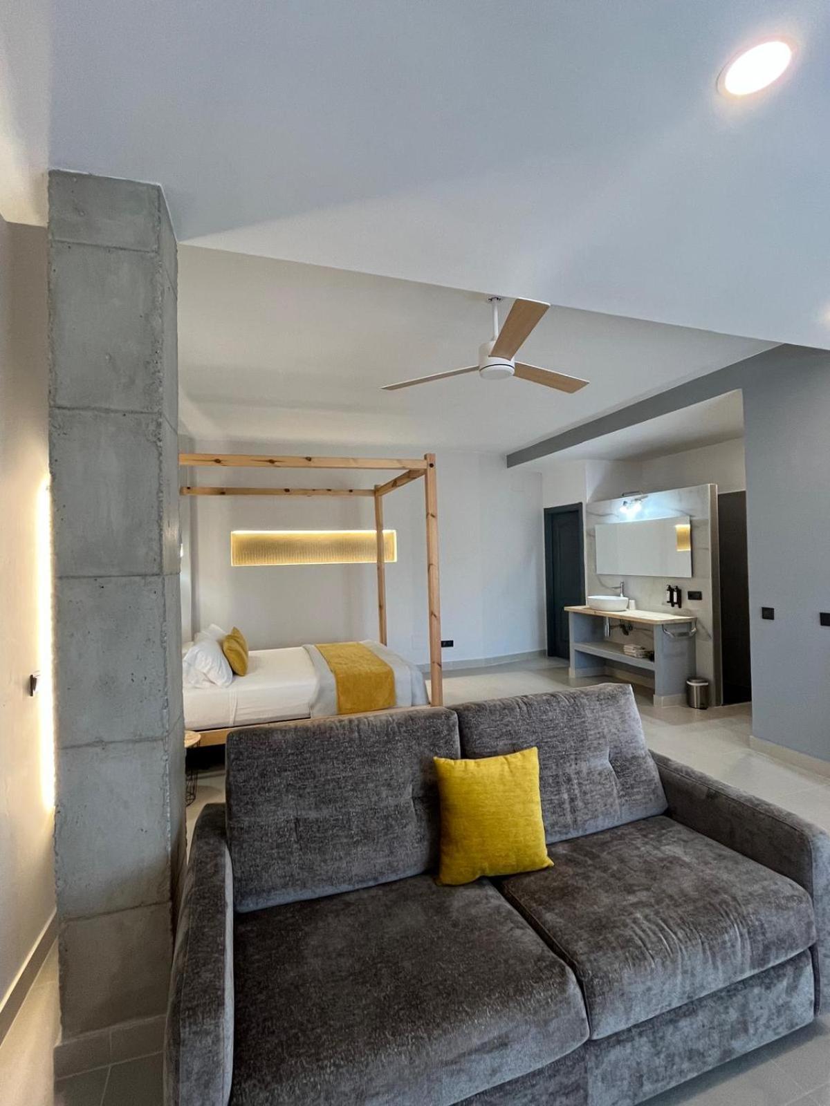 La Lipa Aparthotel Almachar Bagian luar foto